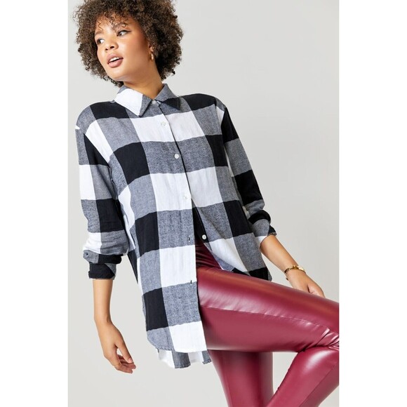 Francesca's Piper Plaid Button Down Top Black White Buffalo Check Women's S NWT - Picture 1 of 8